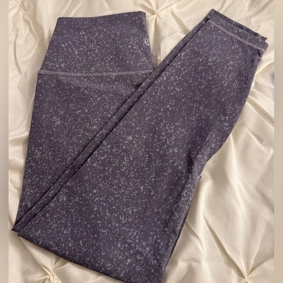 Lululemon Wunder Under high rise pants - Picture 1 of 3